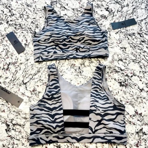 Mono B Sports Bra Double Strap Back Animal Print Gray & Black LARGE - Picture 6 of 12